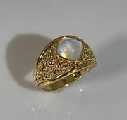 14kt Yellow Moonstone Ring