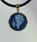 114kt Yellow Gold Cat Agate Cameo Pendant